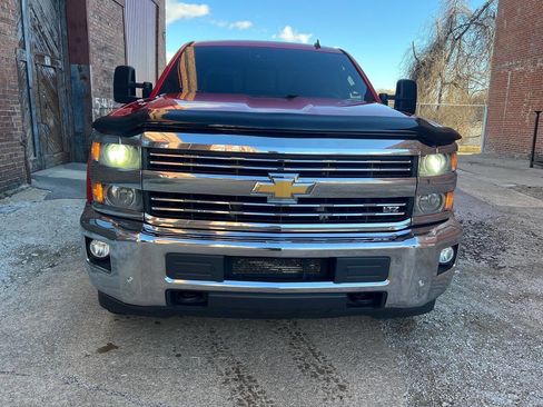 Used 2015 Chevrolet Silverado 2500 LTZ w/ Duramax Plus Package image 8