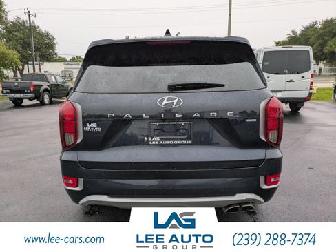 Used 2021 Hyundai Palisade Limited w/ Cargo Package AWD/4WD image 4
