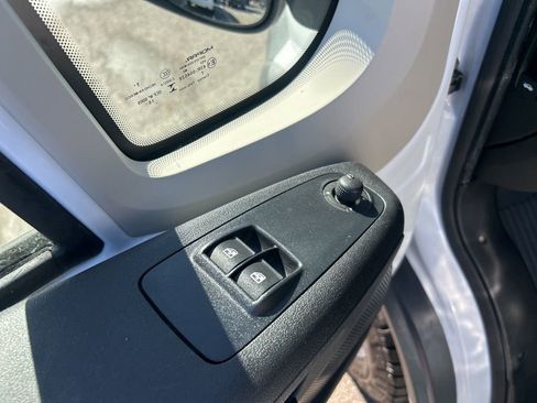 Used 2017 RAM ProMaster 3500 image 32