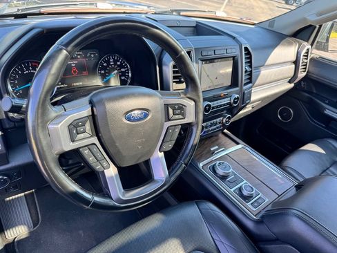 Used 2018 Ford Expedition Max Platinum AWD/4WD image 7