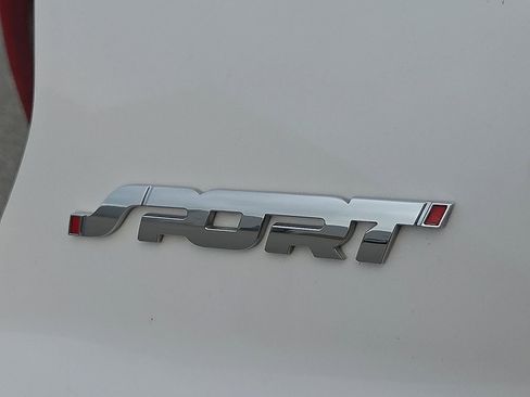 Used 2019 Ford Explorer Sport w/ Equipment Group 401A AWD/4WD image 9