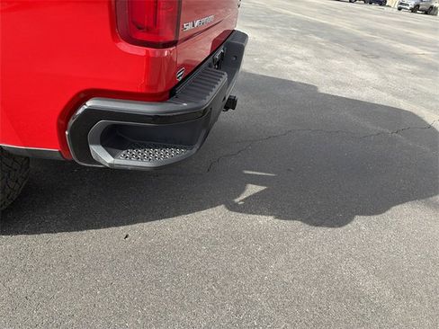 Used 2019 Chevrolet Silverado 1500 Custom Trail Boss w/ Custom Convenience Package image 7