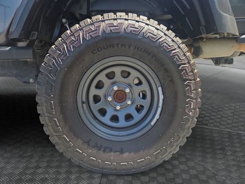 Used 2020 Jeep Gladiator Rubicon AWD/4WD image 35