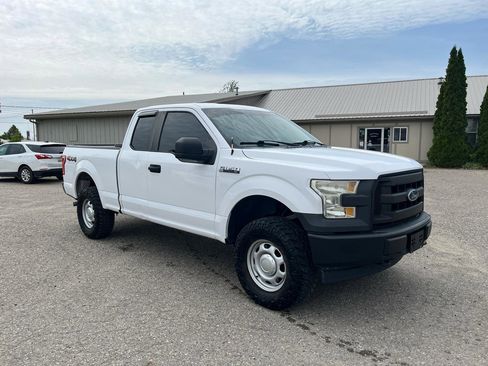 Used 2015 Ford F150 XL w/ Equipment Group 101A Mid AWD/4WD image 7