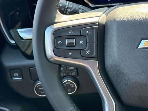 Used 2025 Chevrolet Silverado 1500 LT w/ Safety Package RWD image 16