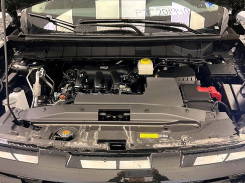 New 2026 Nissan Pathfinder Platinum image 11