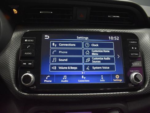 Used 2021 Nissan Kicks SV FWD image 20