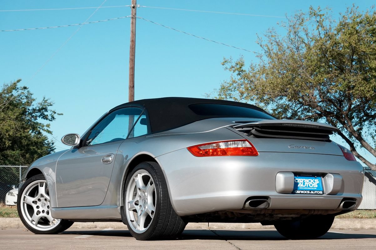 Used 2006 Porsche 911 Carrera 4 AWD/4WD image 4