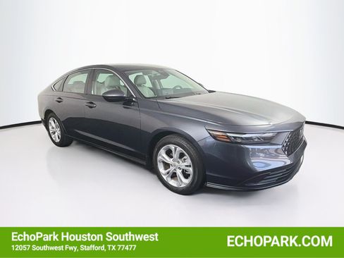 Used 2025 Honda Accord LX image 1