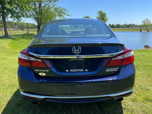 Used 2017 Honda Accord Sport Special Edition image 9