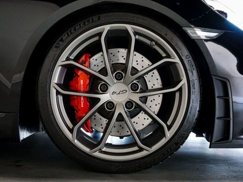 Used 2020 Porsche 718 Cayman GT4 RWD image 39
