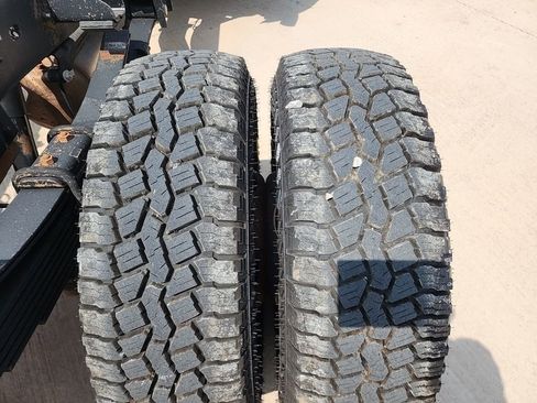 Used 2024 RAM 3500 Tradesman w/ Chrome Appearance Group AWD/4WD image 4
