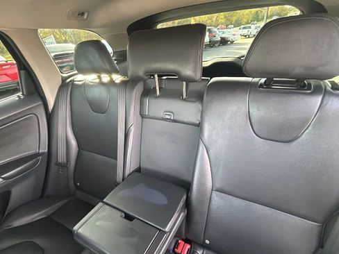 Used 2016 Volvo XC60 T6 Platinum image 29