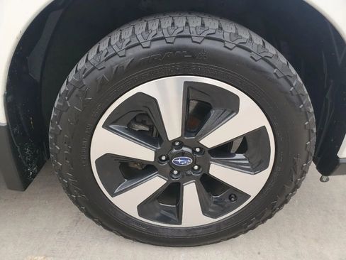 Used 2017 Subaru Forester 2.5i Limited w/ Protection Package #2 image 22