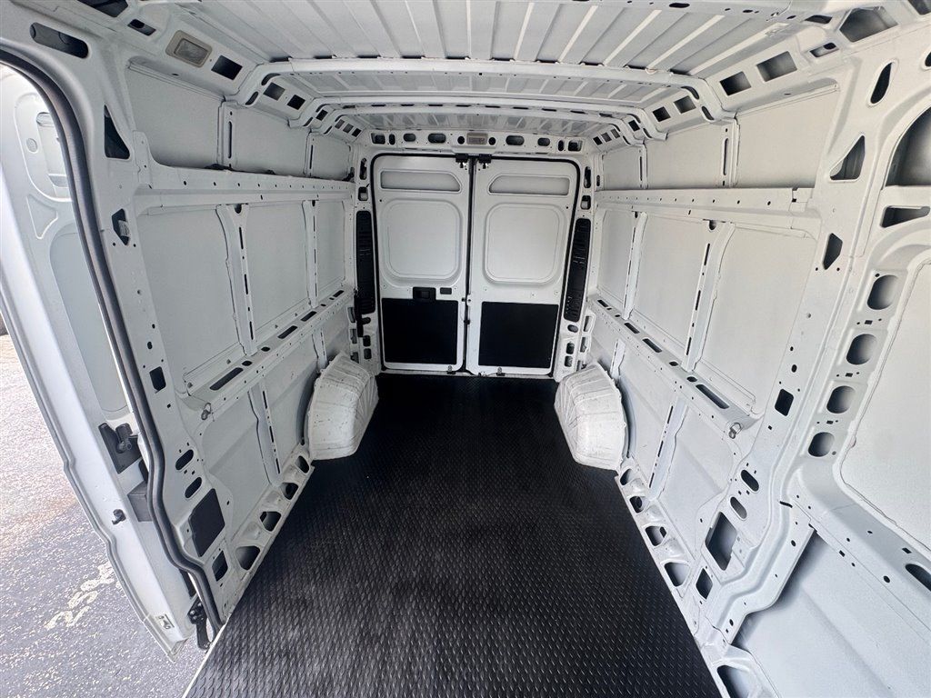 Used 2023 RAM ProMaster 2500 FWD image 21