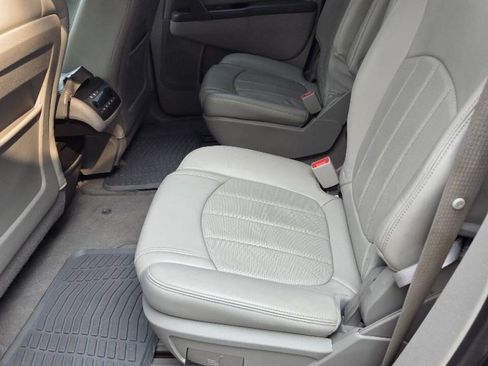 Used 2013 Buick Enclave Premium AWD/4WD image 9