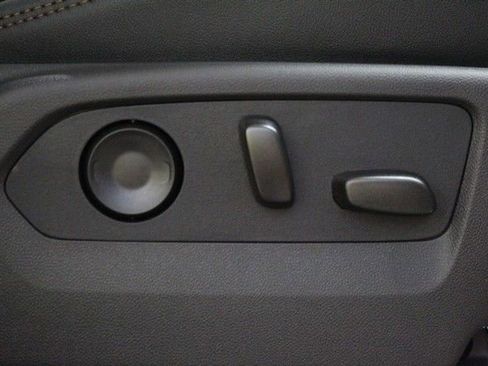 New 2026 GMC Sierra 1500 AT4 w/ AT4 Premium Package image 11