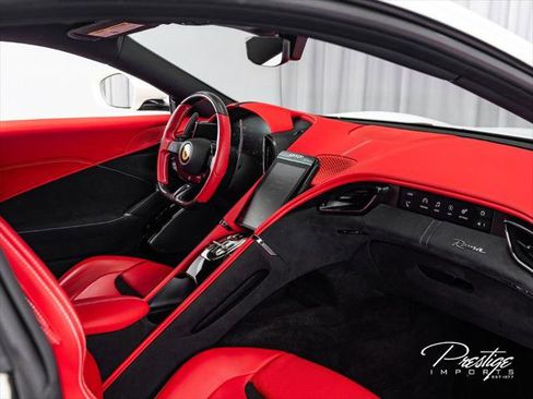 Used 2021 Ferrari Roma RWD image 35