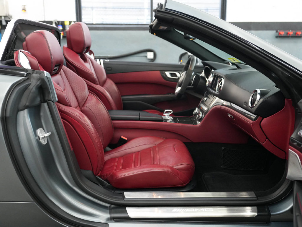 Used 2017 Mercedes-Benz SL 63 AMG image 31