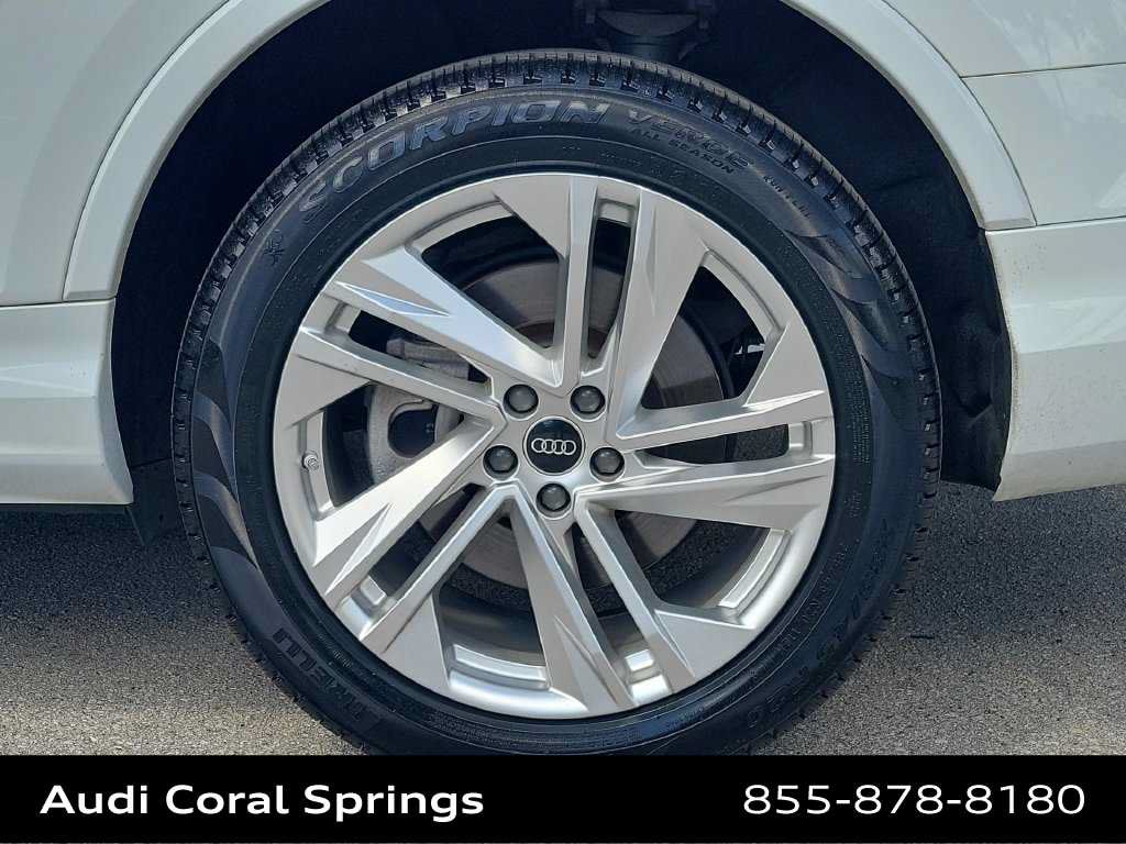 Certified 2023 Audi Q7 3.0T Premium Plus w/ Premium Plus Package AWD/4WD image 16