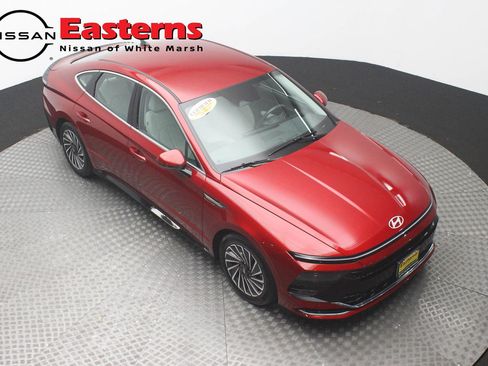 Used 2025 Hyundai Sonata SEL FWD image 3