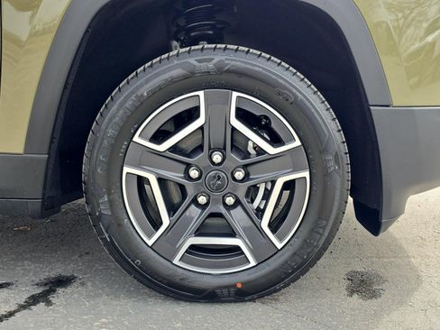 New 2026 Jeep Cherokee Laredo AWD/4WD image 12