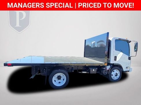 New 2025 Chevrolet Low Cab Forward image 4
