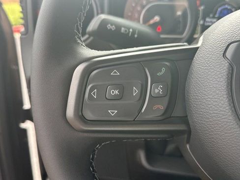 New 2025 Jeep Wrangler Unlimited Rubicon w/ XTREMEE 35" Tire Package image 22