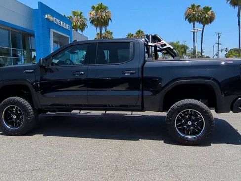 Used 2024 GMC Sierra 1500 Elevation w/ X31 Off-Road Package AWD/4WD image 5