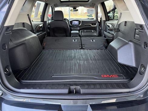 Used 2022 GMC Terrain Denali w/ Denali Premium Package image 43