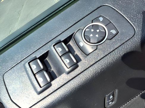 Used 2019 Ford F150 Raptor AWD/4WD image 17