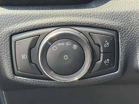 Used 2023 Ford Ranger Lariat w/ Tremor Off-Road Package AWD/4WD image 32