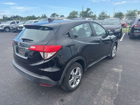 Used 2020 Honda HR-V LX image 7