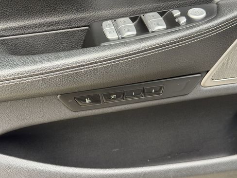 Used 2019 BMW 740i xDrive w/ M Sport Package image 24