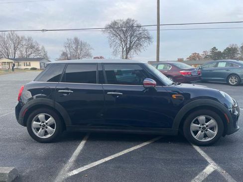 Used 2015 MINI Cooper 4-Door Hardtop image 5