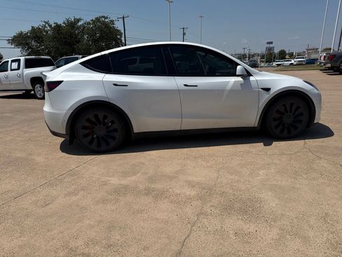 Used 2021 Tesla Model Y Performance AWD/4WD image 8