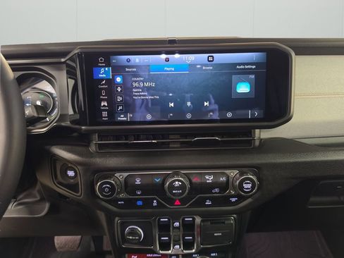 Certified 2025 Jeep Wrangler Unlimited Sport S 4xe image 22