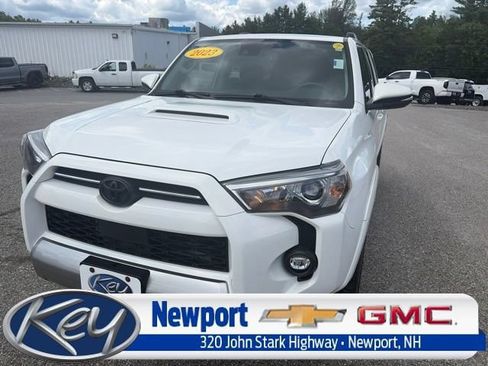 Used 2023 Toyota 4Runner TRD Off-Road Premium w/ Moonroof Package AWD/4WD image 1