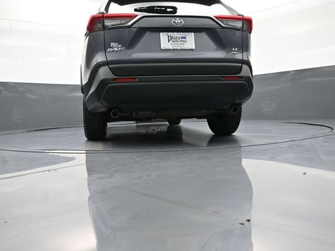Certified 2022 Toyota RAV4 LE AWD/4WD image 30