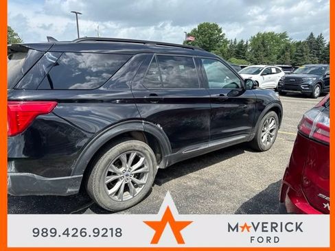 Used 2023 Ford Explorer XLT w/ Equipment Group 202A AWD/4WD image 4