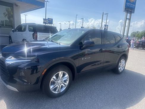 Used 2020 Chevrolet Blazer LT w/ LPO, Floor Liner Package FWD image 1