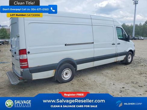 Used 2015 Mercedes-Benz Sprinter 2500 image 4