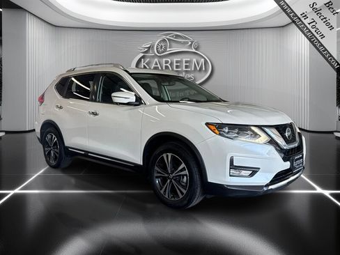 Used 2018 Nissan Rogue SL w/ Premium Package FWD image 3