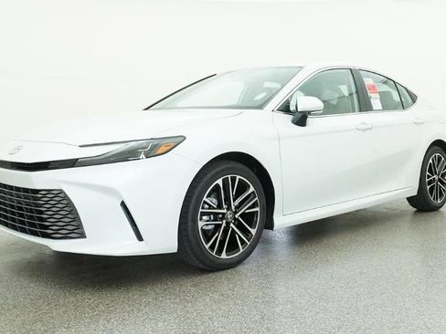 New 2026 Toyota Camry XLE FWD image 17