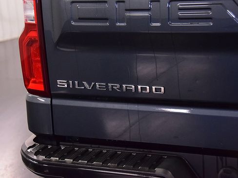 Used 2020 Chevrolet Silverado 1500 LT Trail Boss AWD/4WD image 14