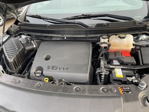 Used 2023 Buick Enclave Essence w/ Sport Touring Edition image 40