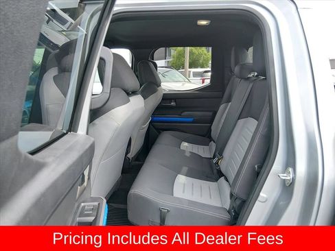 Used 2025 Toyota Tacoma TRD Off-Road AWD/4WD image 13