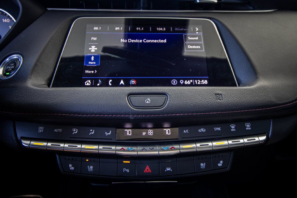 Used 2020 Cadillac XT4 Sport AWD/4WD image 41