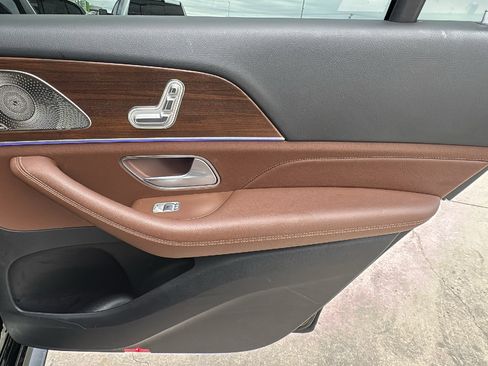 Used 2024 Mercedes-Benz GLS 450 GLS 450 image 28