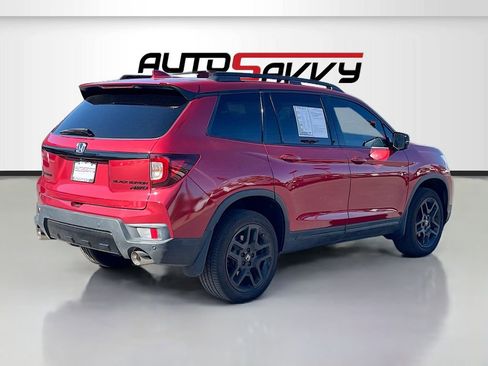 Used 2024 Honda Passport Black Edition image 7